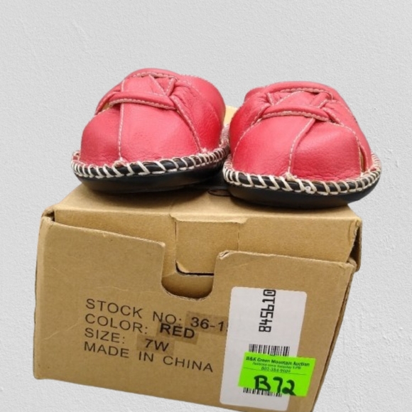 Comfortview Red Faux Leather Mules Buckle Knot Stitching 7W Vintage - Picture 11 of 12